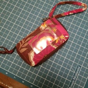 Wristlet